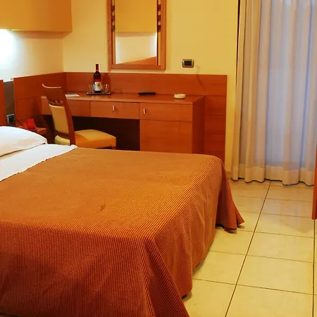 Hotel Club Astor